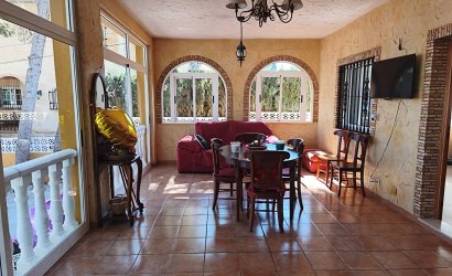 Reventa - Villa -
Torrevieja - Los Balcones