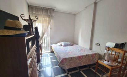 Herverkoop - Apartment -
Torrevieja - Centro