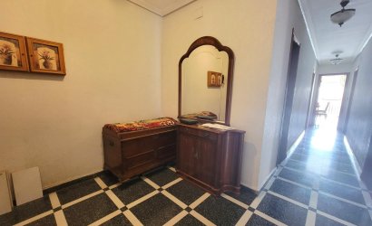 Herverkoop - Apartment -
Torrevieja - Centro