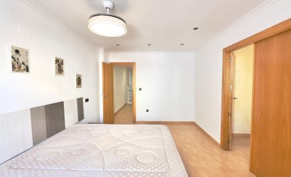 Herverkoop - Apartment -
Torrevieja - Centro