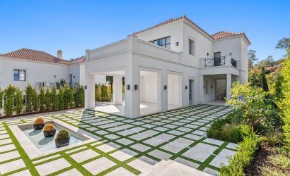 Revente - Villa -
Nueva Andalucía - Costa del Sol