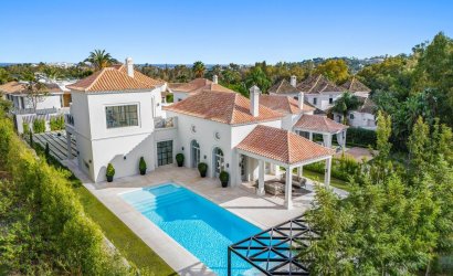 Revente - Villa -
Nueva Andalucía - Costa del Sol