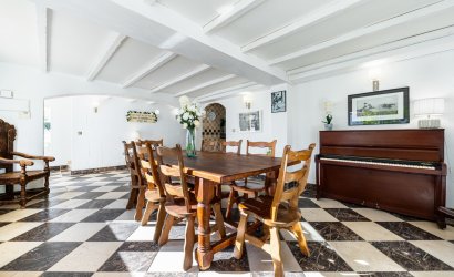 Resale - Villa -
Dehesa de Campoamor - Costa Blanca