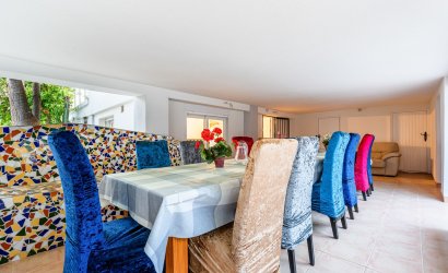 Resale - Villa -
Dehesa de Campoamor - Costa Blanca