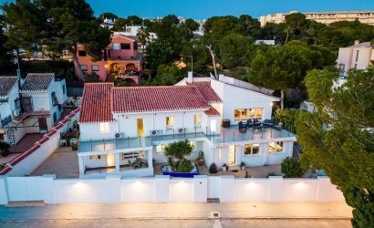 Resale - Villa -
Dehesa de Campoamor - Costa Blanca