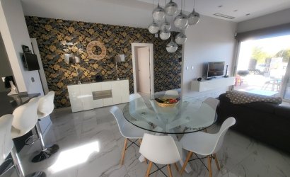 Herverkoop - Villa -
Villamartin - Costa Blanca