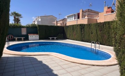 Resale - Townhouse -
Guardamar del Segura - El Moncayo