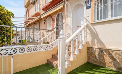 Herverkoop - Town House -
Orihuela Costa - Costa Blanca