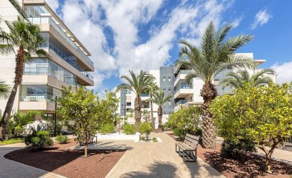 Herverkoop - Apartment -
Orihuela Costa - Villamartín