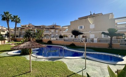 Herverkoop - duplex -
Orihuela Costa - Costa Blanca