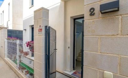 Resale - Villa -
Torrevieja - Punta Prima