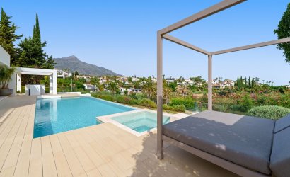 Revente - Villa -
Nueva Andalucía - Costa del Sol