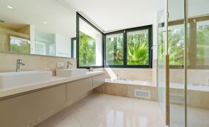 Revente - Villa -
Nueva Andalucía - Costa del Sol