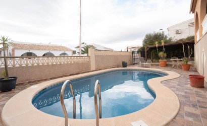 Reventa - Villa -
Mazarron - Camposol