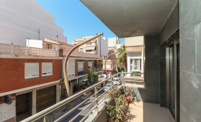 Resale - Apartment -
Torrevieja - Center