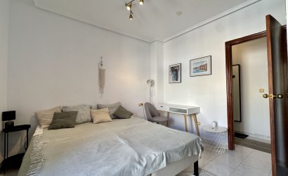 Resale - Apartment -
Torrevieja