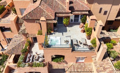 Resale - Apartment -
Marbella - Nueva Andalucía