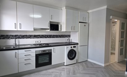 Herverkoop - Herenhuis -
La Torreta - Torrevieja