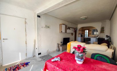 Resale - Townhouse -
San Miguel de Salinas