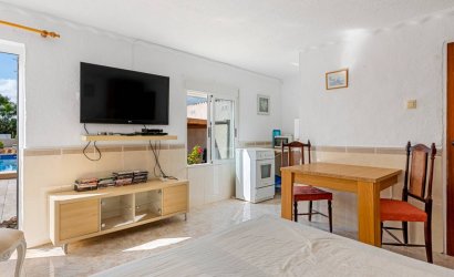 Herverkoop - Country House -
Los Montesinos