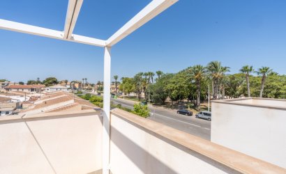 Herverkoop - Villa -
Santiago de la Ribera - Zona de la playa