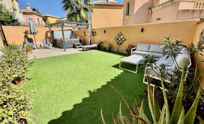 Resale - Villa -
Ciudad Quesada - La Marquesa Golf