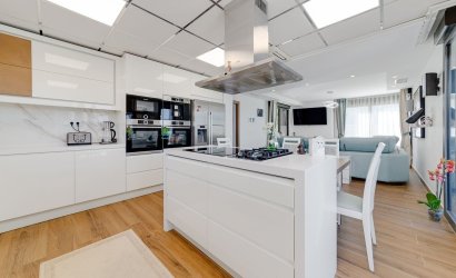 Herverkoop - Villa -
Torrevieja