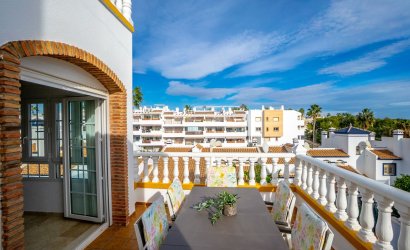 Herverkoop - Villa -
Orihuela Costa - Villamartín