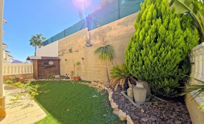 Herverkoop - Villa -
Orihuela Costa - Las Filipinas