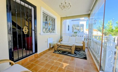 Herverkoop - Villa -
Orihuela Costa - Las Filipinas