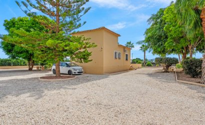 Herverkoop - Country House -
Rafal