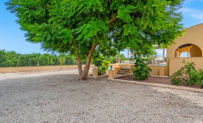 Herverkoop - Country House -
Rafal