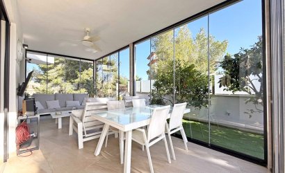 Herverkoop - Villa -
Orihuela Costa - Villamartín