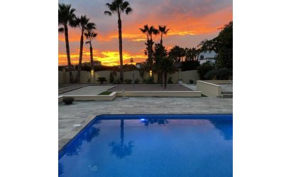 Herverkoop - Country House -
Rafal