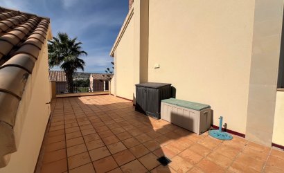 Herverkoop - Herenhuis -
Algorfa - La finca Golf