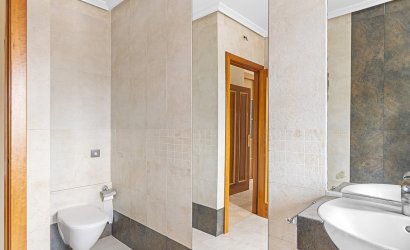 Herverkoop - Villa -
Alicante - Rebolledo