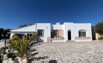 Resale - Villa -
Ciudad Quesada