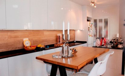 Reventa - Villa -
Villamartín - PAU 8