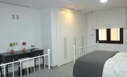 Herverkoop - Villa -
Algorfa