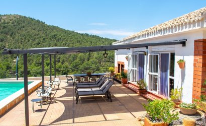 Reventa - Villa -
Onil