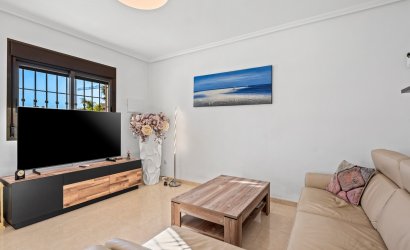 Resale - Townhouse -
San Miguel de Salinas