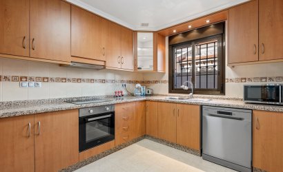 Resale - Townhouse -
San Miguel de Salinas