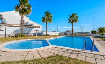 Resale - Townhouse -
San Miguel de Salinas