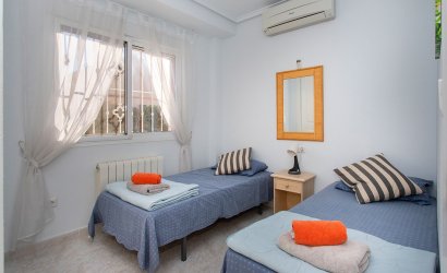 Resale - Villa -
Rojales - Pueblo