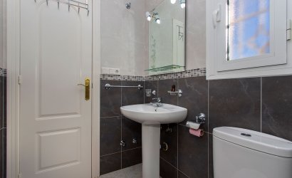 Resale - Villa -
Rojales - Pueblo