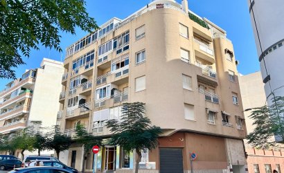 Resale - Apartment -
Torrevieja