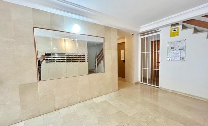 Resale - Apartment -
Torrevieja