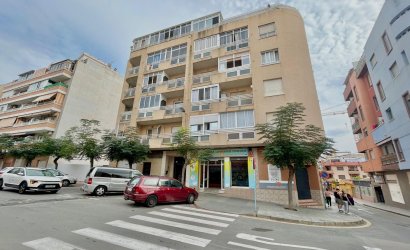 Resale - Apartment -
Torrevieja