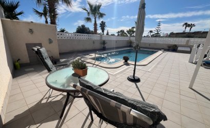 Resale - Villa -
Benijofar - Monte Azul