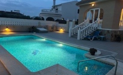 Resale - Villa -
Benijofar - Monte Azul